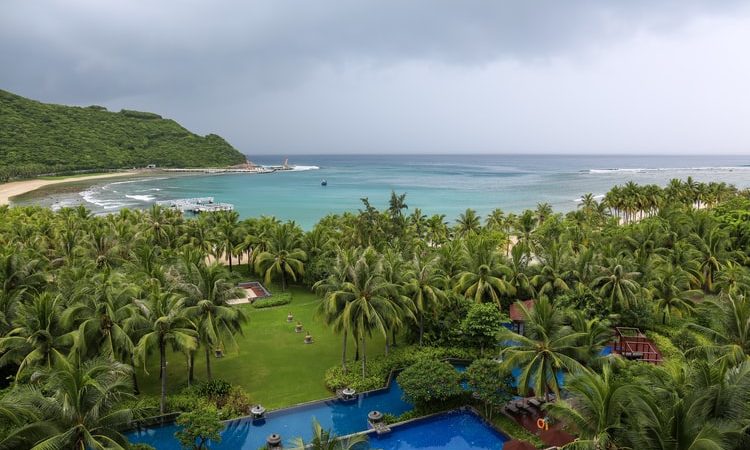 Sanya: China’s Tropical Paradise Sanya: China’s Tropical Paradise